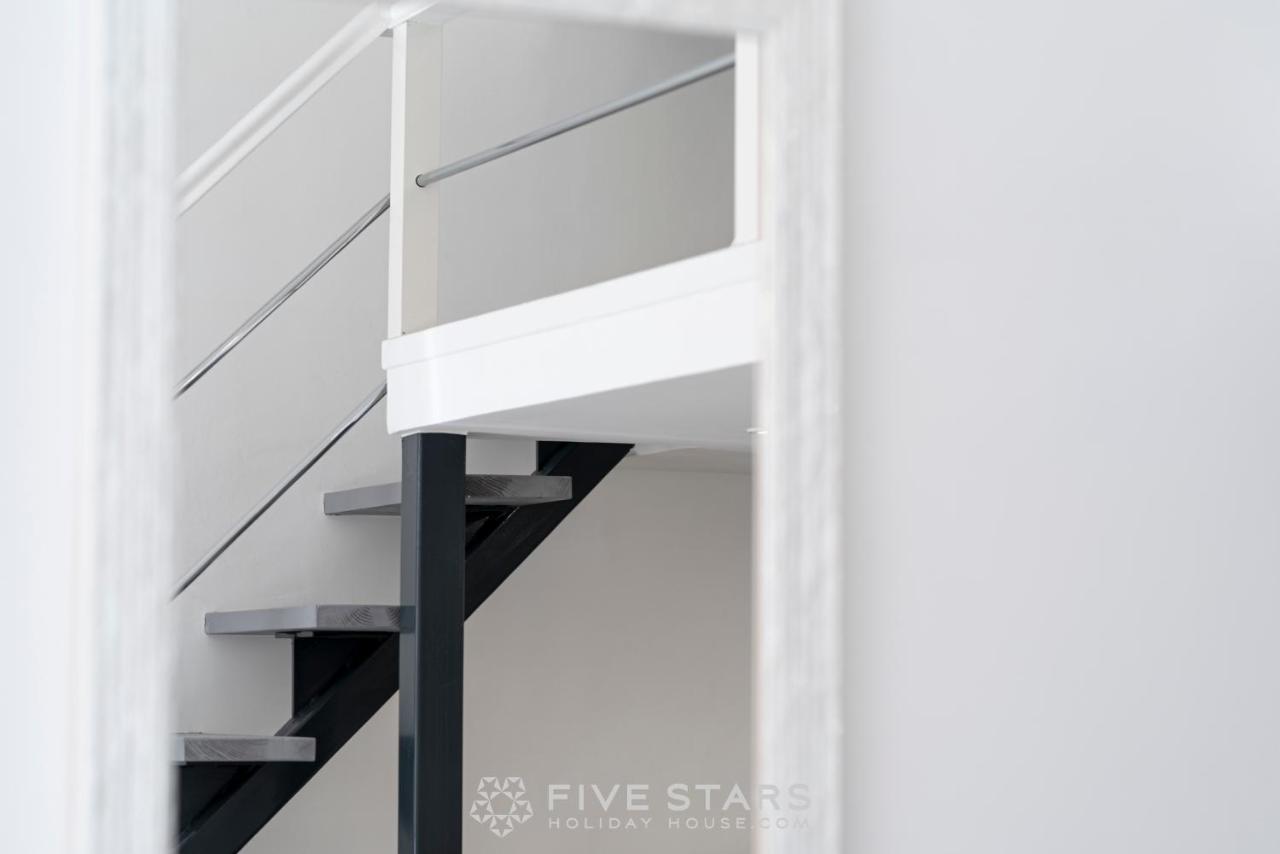 Studio Imperator Five Stars Holiday House Nisa Exterior foto